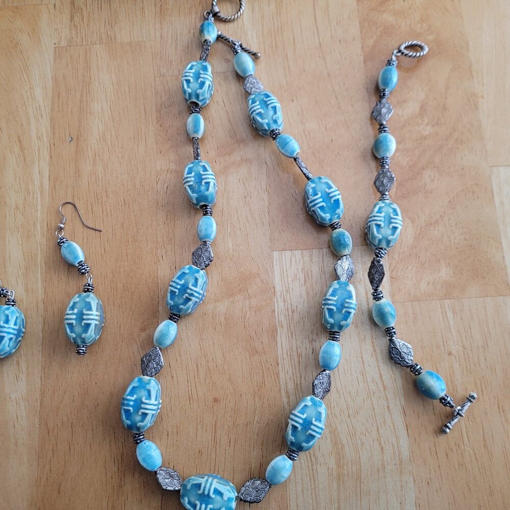 blue beaded jewelry